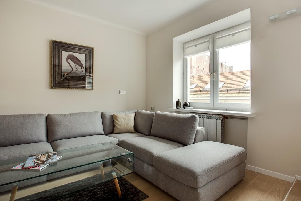 #stayhere - Spacious 2bdr Two Floor I Heart Of Old Town Butas *